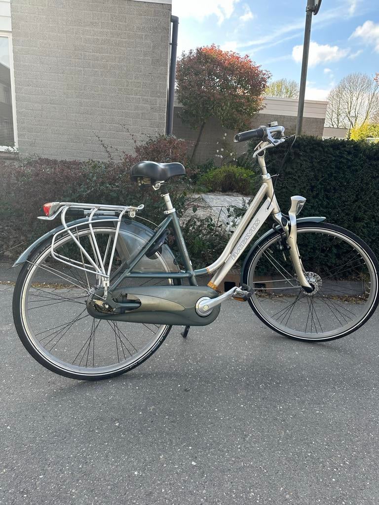 Batavus staccato 28 inch met 8 versnellingen, Versnellingen, Zo goed als nieuw, 0 zitjes, Ophalen