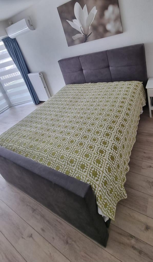 OPRUIMING! Gehaakte 2 persoons sprei granny square katoen, Ophalen of Verzenden, Zo goed als nieuw