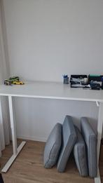 IKEA SKARSTA Verstelbaar Bureau - Wit inclusief bureaustoel, Ophalen, In hoogte verstelbaar, Gebruikt, Bureau