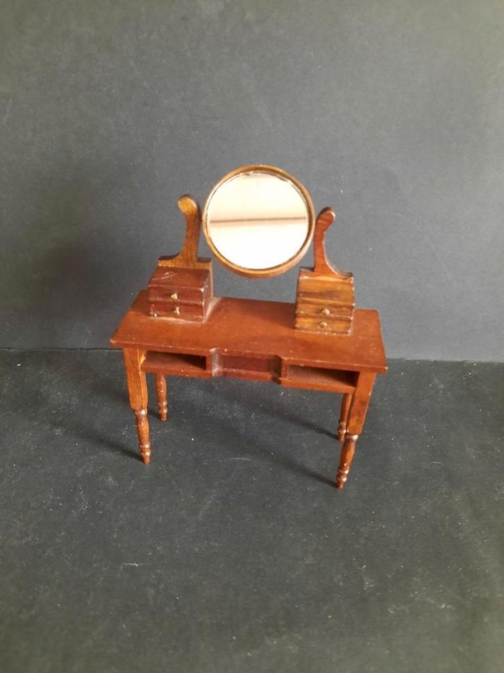 Poppenhuis kaptafel met spiegel, Verzamelen, Poppenhuizen en Toebehoren, Zo goed als nieuw, Overige typen, Ophalen of Verzenden