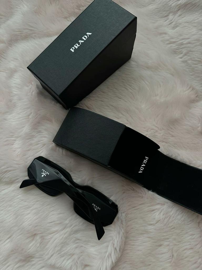 Prada bril, Ophalen of Verzenden, Zo goed als nieuw, Zwart, Overige merken