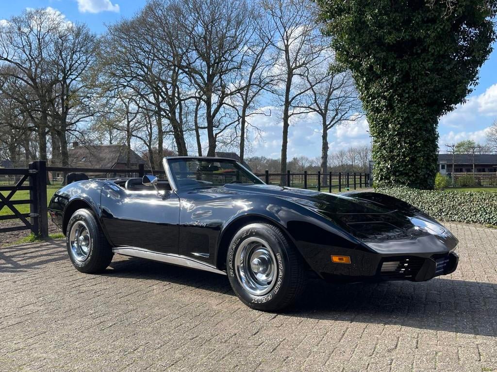 Chevrolet CORVETTE STINGRAY 1974 Convertible Triple Black, Auto's, Oldtimers, Achterwielaandrijving, Zwart, Overige carrosserieën