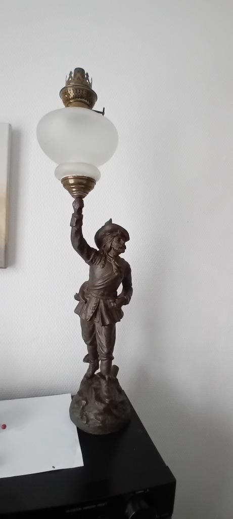 Antiek beeld met olielamp -, Antiek en Kunst, Ophalen