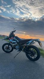 Derbi Senda schakelbrommer, Fietsen en Brommers, Brommers | Derbi, Ophalen, 6 versnellingen, Gebruikt, Maximaal 45 km/u