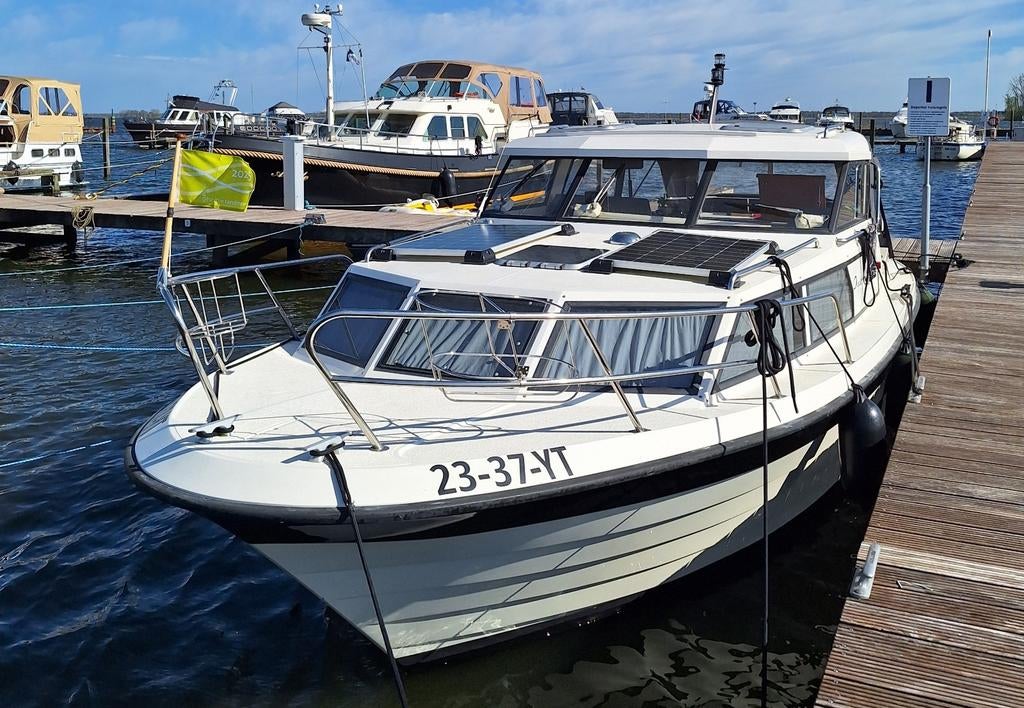 Agder 840 ht met ligplaats, Watersport en Boten, Ophalen, Polyester, Diesel, 50 pk of meer