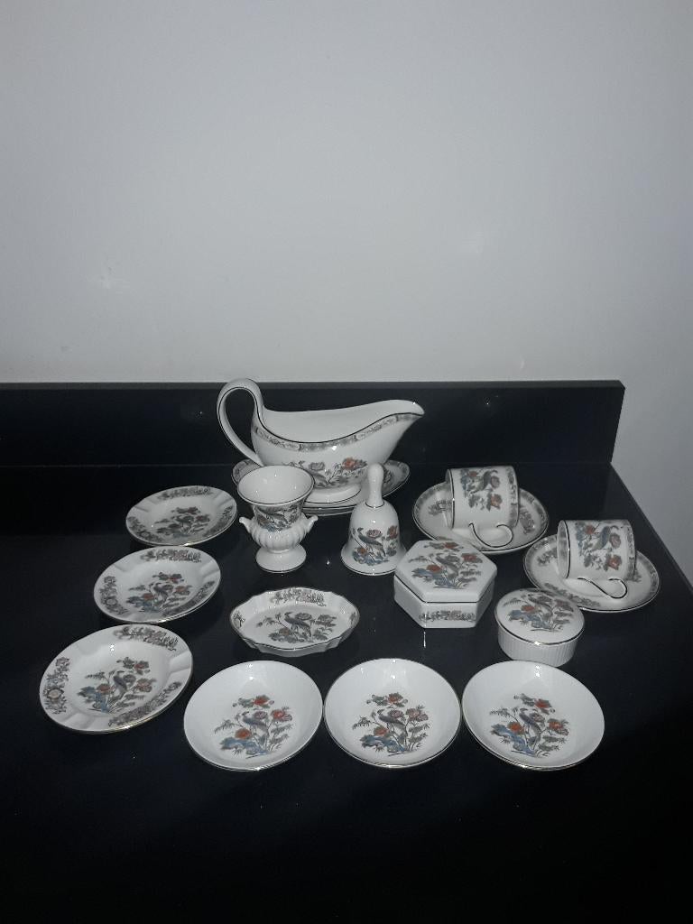 Wedgwood Kutani crane, Antiek en Kunst, Antiek | Porselein, Verzenden