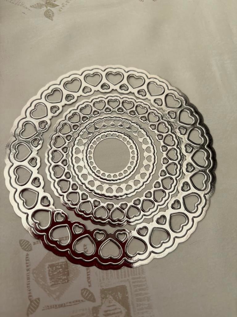 Leuke hartjes snijmal set - voor creatieve projecten, Geschikt voor snijden, Gebruikt, Zilver, Overige thema's