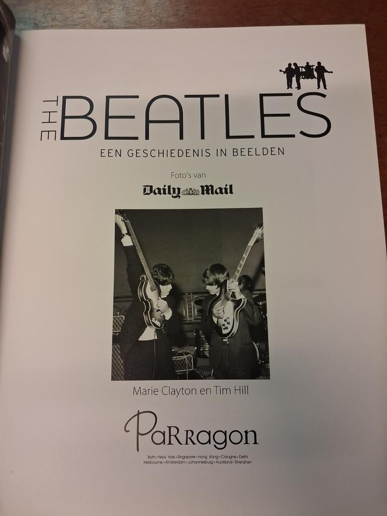 Boeken the Beatles, Ophalen of Verzenden, Gelezen, Artiest