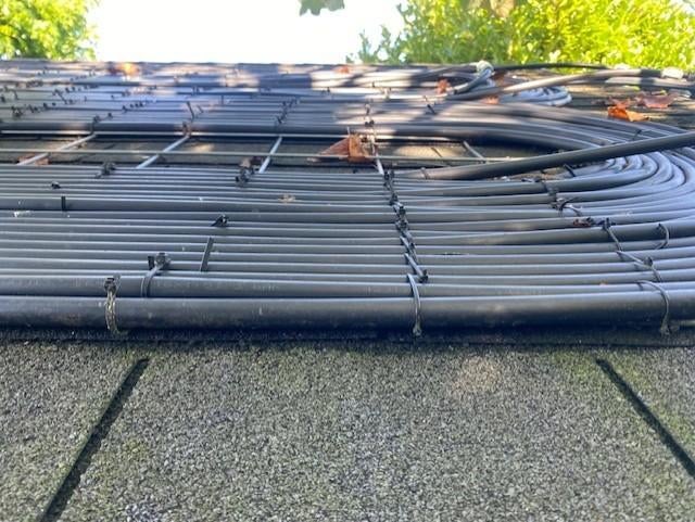 Tyleenslang ruim honderd meter inclusief koppeling en pomp, Ophalen, Gebruikt, Tuinslang