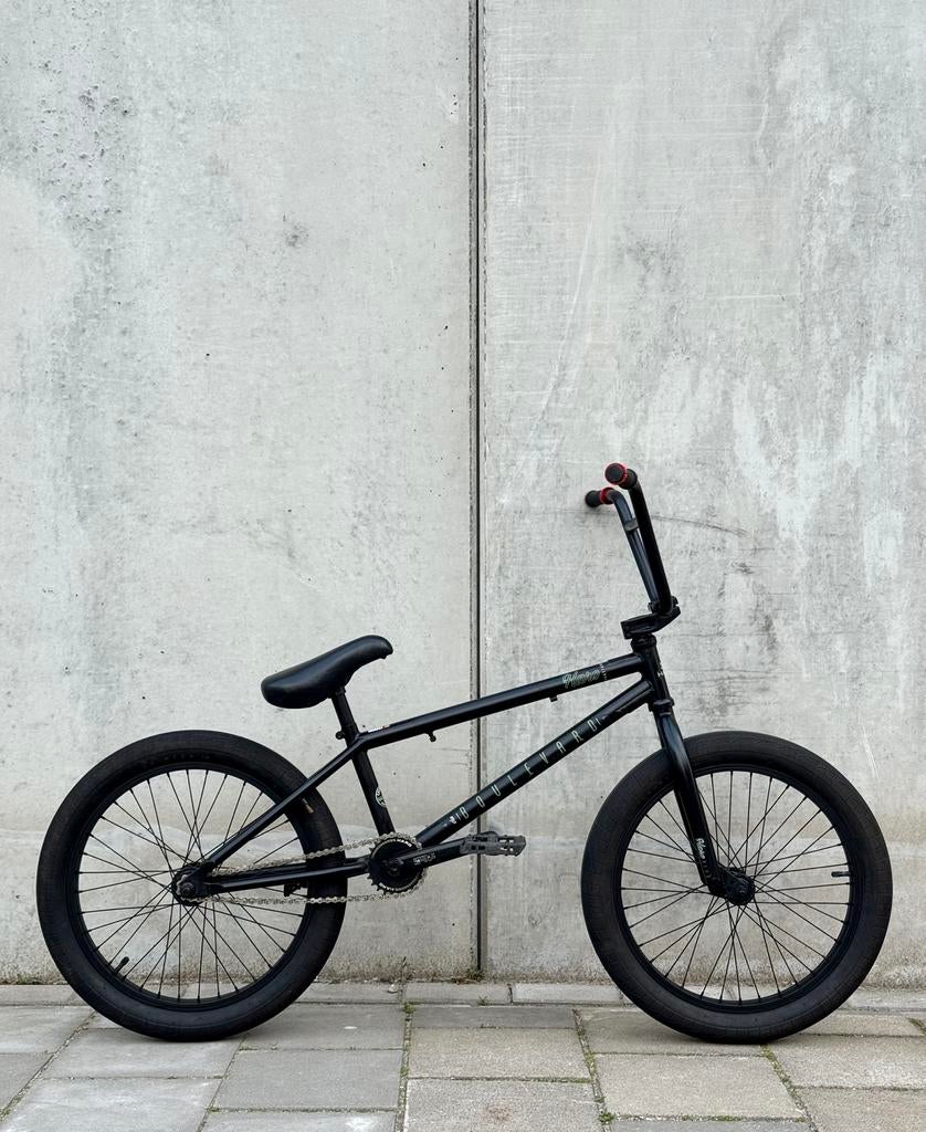 BMX HARO BOULEVARD 21” freestyle fiets 20 inch Cr-Mo 4130, Ophalen, 16 tot 20 inch, Zo goed als nieuw, Voetsteunen