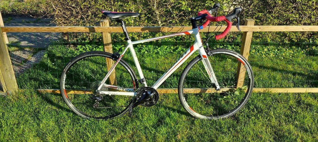 Giant defy 1, Fietsen en Brommers, Ophalen, 28 inch, Heren, Aluminium