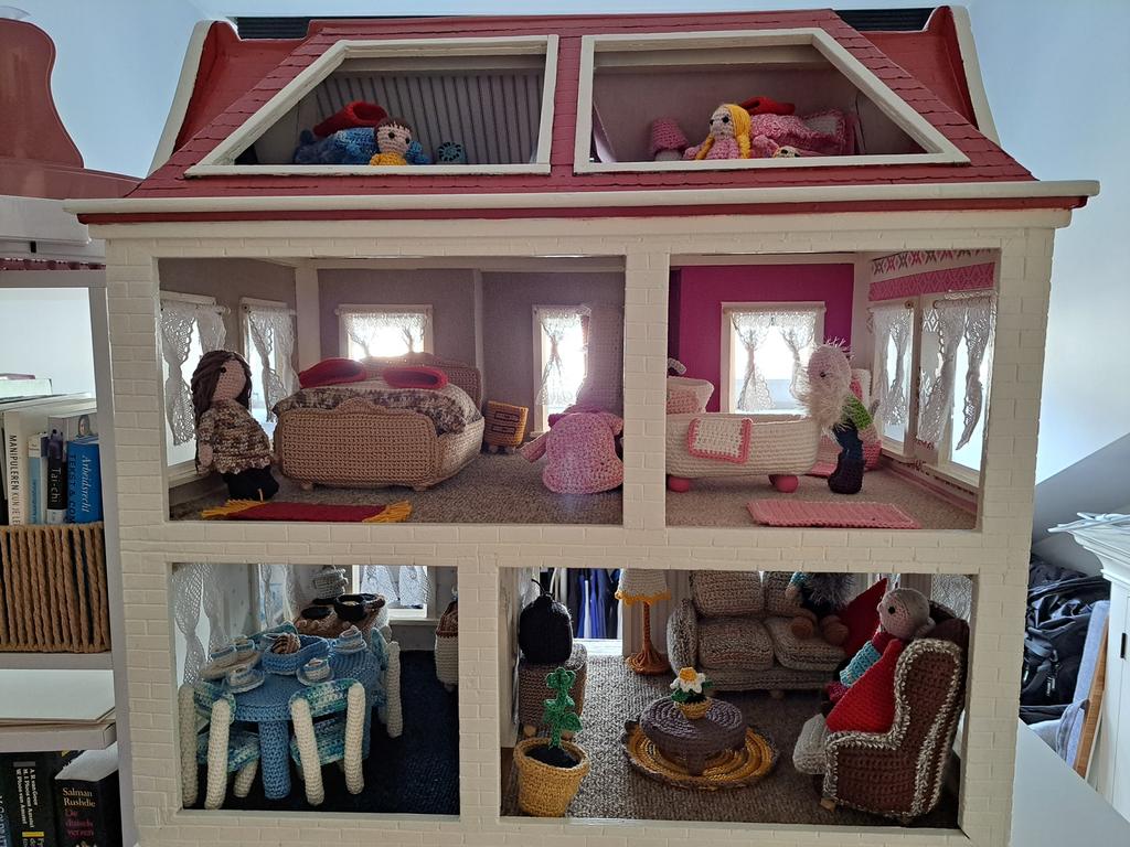 Poppenhuis, Ophalen, Zo goed als nieuw, Poppenhuis