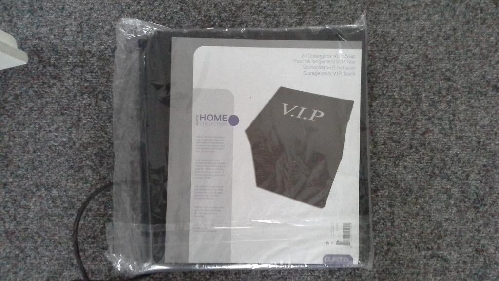 NIEUW - zwarte zit / opberg box - VIP, Ophalen, Nieuw, Zwart