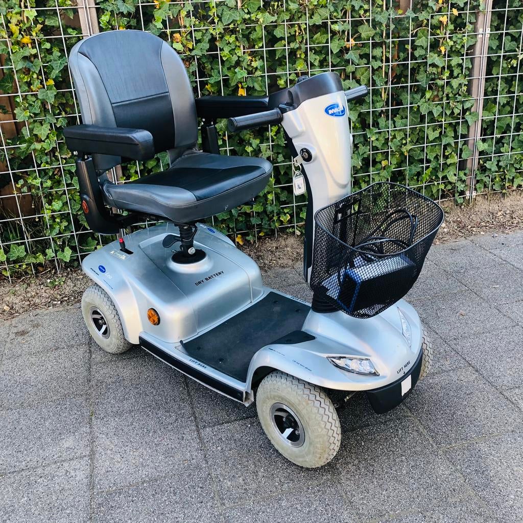 Geweldige 4 wiel scootmobiel in top conditie, Ophalen of Verzenden, Zo goed als nieuw