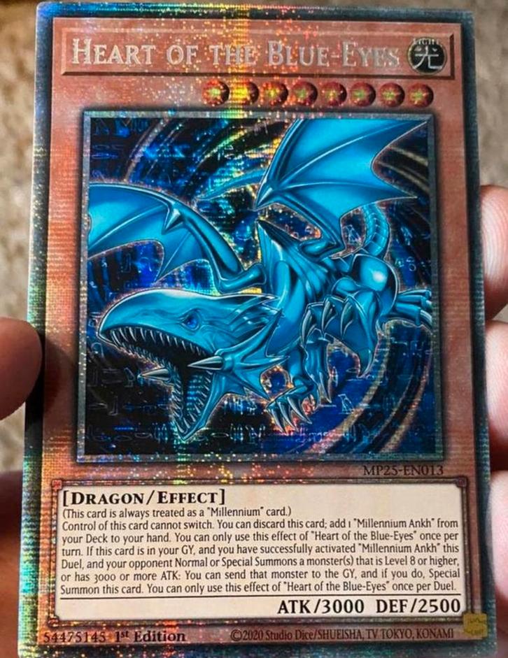 Yu-Gi-Oh! Heart of the Blue-Eyes MP25 1st Starlight Rare !, Hobby en Vrije tijd, Verzamelkaartspellen | Yu-gi-Oh!, Zo goed als nieuw