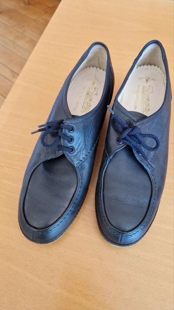 Zwarte leren veterschoenen, mt 42, smalle voet, en zooltjes, Durea, Schoenen met lage hakken, Zwart, Ophalen of Verzenden