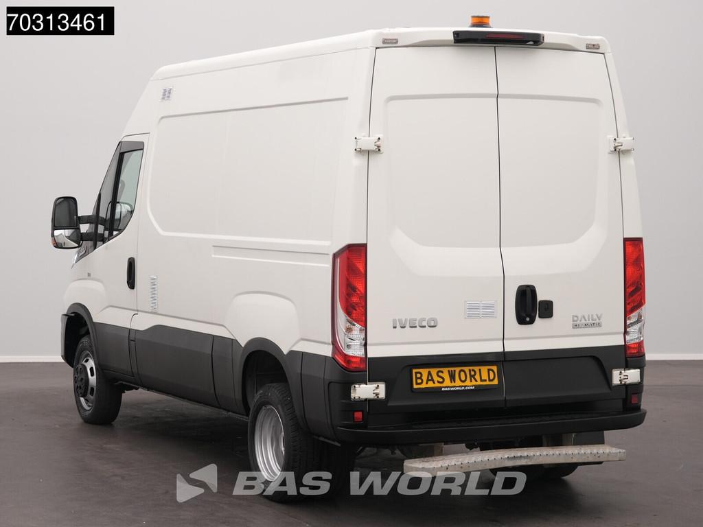 Iveco Daily 35C18 3.0L Automaat Dubbellucht L2H2 180PK LED N, Auto's, Automaat, Stof, Gebruikt, 4 cilinders