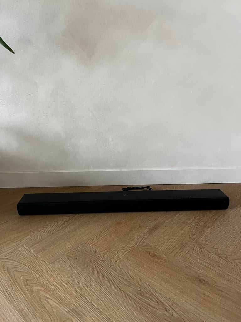 JBL soundbar, Ophalen of Verzenden, Met ingebouwde subwoofer, Gebruikt