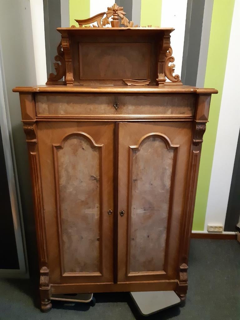 Leuk oud antiek kastje., Ophalen of Verzenden