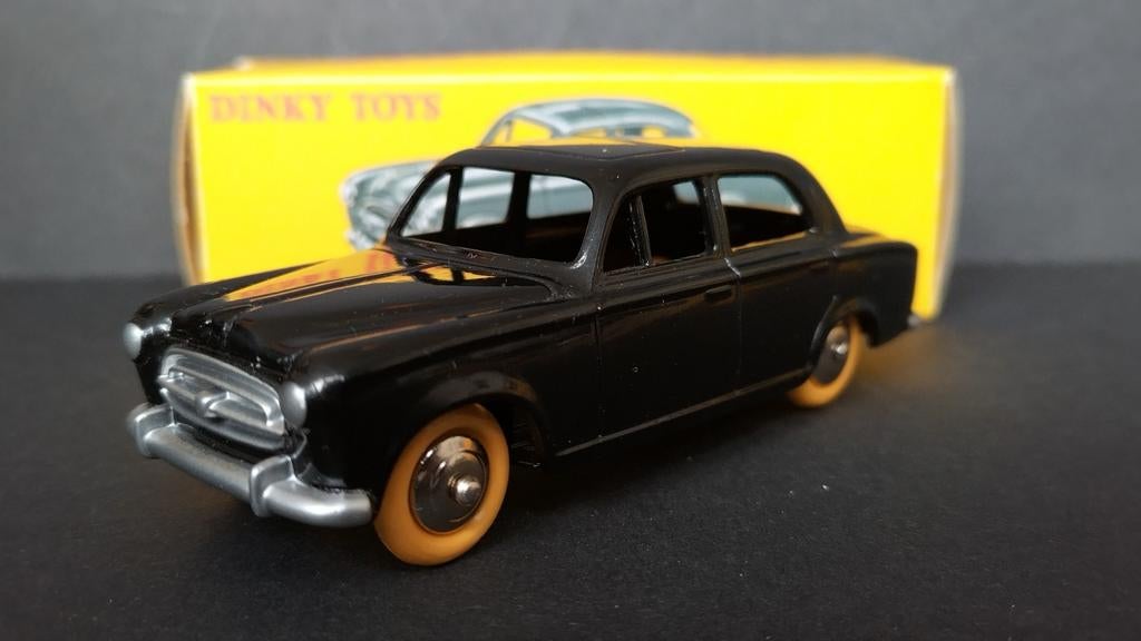 Peugeot 403 noir 1:43 Dinky Toys Atlas re-edition Pol, Hobby en Vrije tijd, Auto, Dinky@atlascollections.com, Ophalen of Verzenden