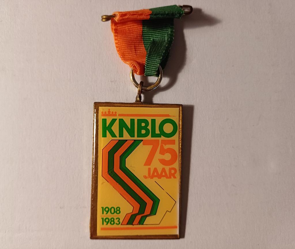 Medaille KNBLO 75 jaar 1908-1983 Vierdaagse Nijmegen, Postzegels en Munten, Penningen en Medailles, Ophalen of Verzenden, Overige materialen