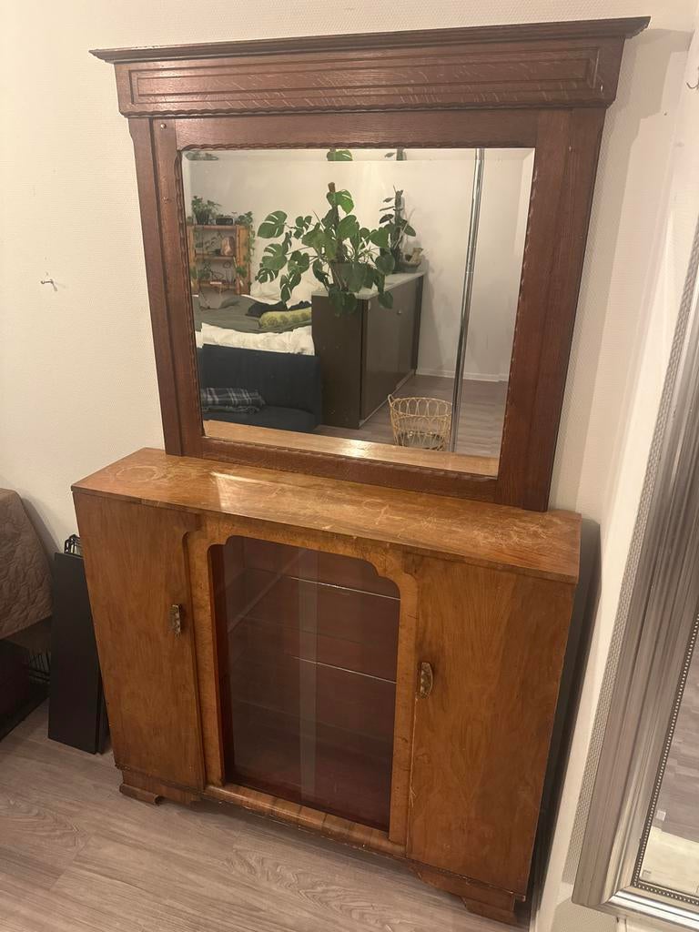 Art deco kastje met glazen vitrine, Ophalen