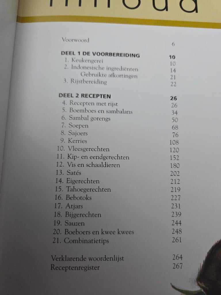 Het Indonesische kookboek van a tot z, Boeken, Kookboeken, Ophalen of Verzenden, Zo goed als nieuw, Azië en Oosters