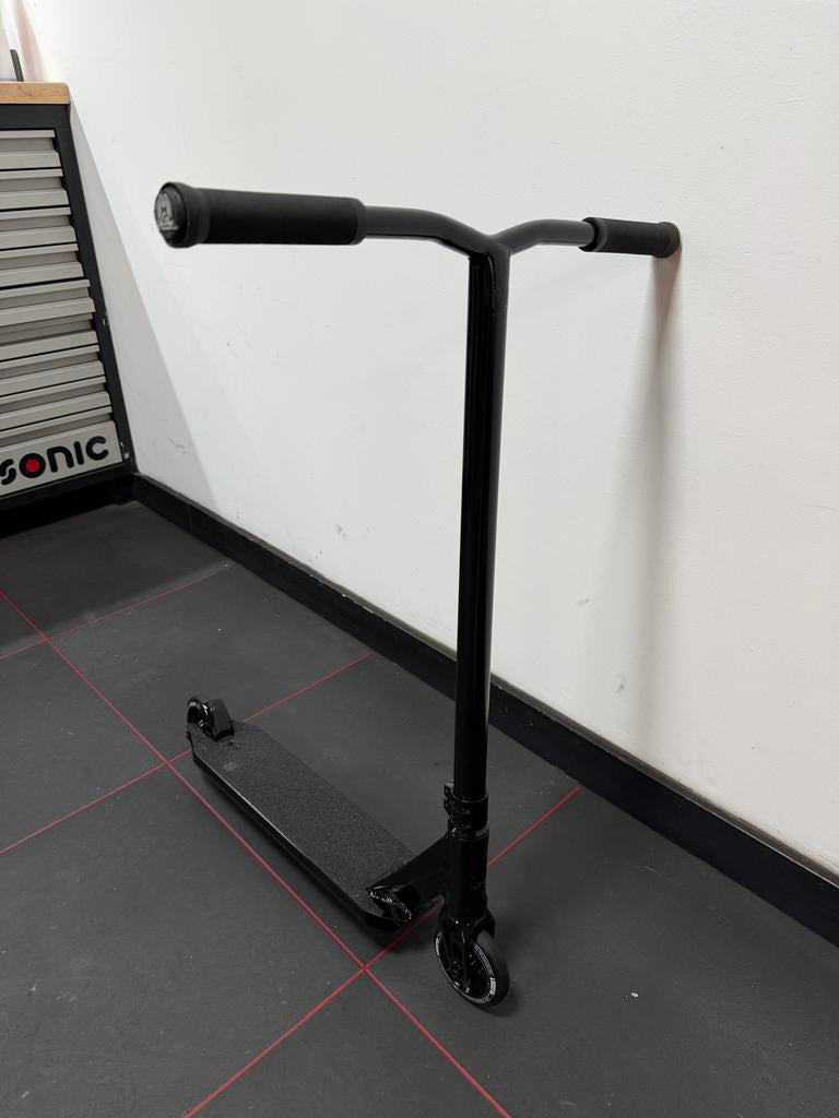 Lucky Covenant Stuntstep, Fietsen en Brommers, Steps, Zo goed als nieuw, Overige typen, Ophalen