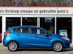 Ford Fiesta 1.0 EcoB. Titanium (bj 2015), Auto's, Ford, Blauw, 23 km/l, Origineel Nederlands, Bedrijf