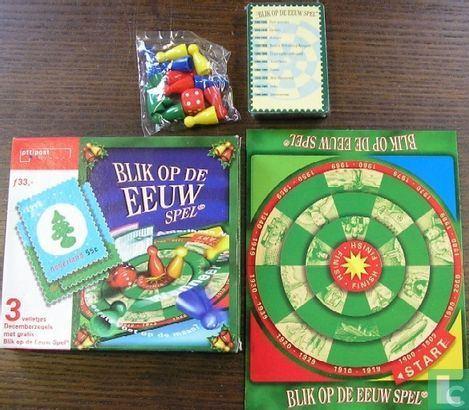 Gezelschaps spel:  Blik op de eeuw. (spel uit 1998)., Drie of vier spelers, Ophalen of Verzenden, Zo goed als nieuw, PTT-Post