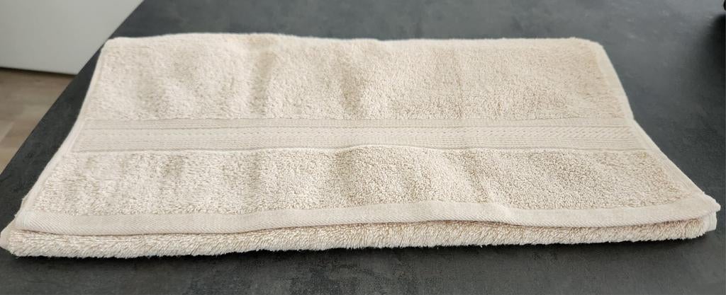 handoek, kleur beige, merk jysk, maat 105 x 50, Ophalen of Verzenden, Zo goed als nieuw, Beige, Handdoek