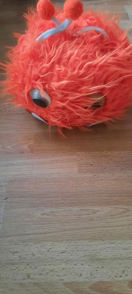 Grappige oranje pluche knuffel met grote ogen, Kinderen en Baby's, Speelgoed | Knuffels en Pluche, Gebruikt, Overige typen, Overige karakters