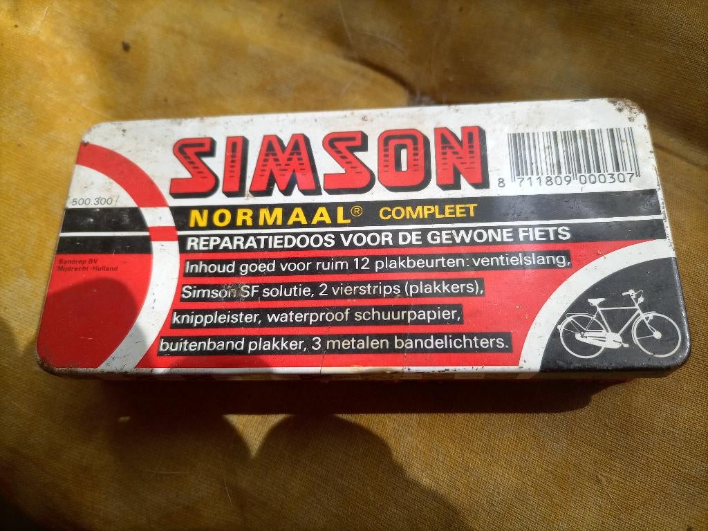 Blikje bandenplak retro, Verzamelen, Blikken, Ophalen of Verzenden, Gebruikt, Overige