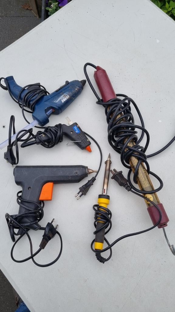 Lijmpistolen en soldeerbouten, Ophalen of Verzenden, Gebruikt