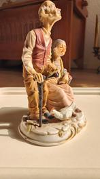 Vintage keramiek beeldje – boerenkoppel met kip, Ophalen, Zo goed als nieuw, Mens