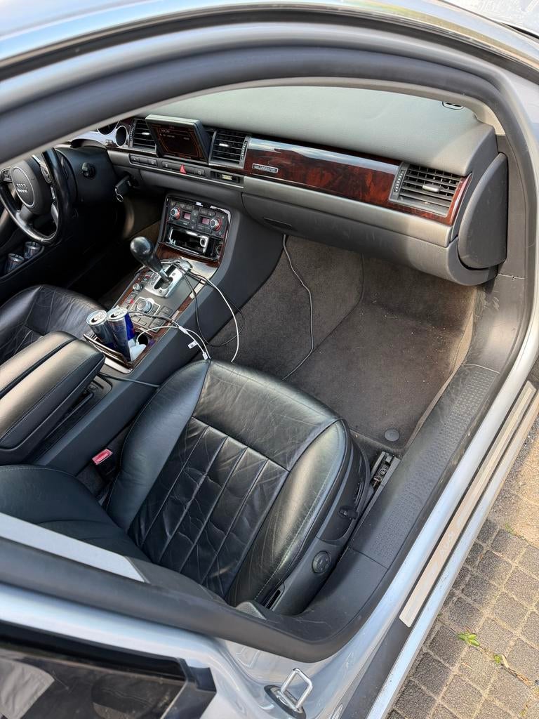 Audi A8 4.2 Quattro 246KW AUT 2003 Grijs, Auto's, Automaat, 4172 cc, 8 cilinders, Origineel Nederlands