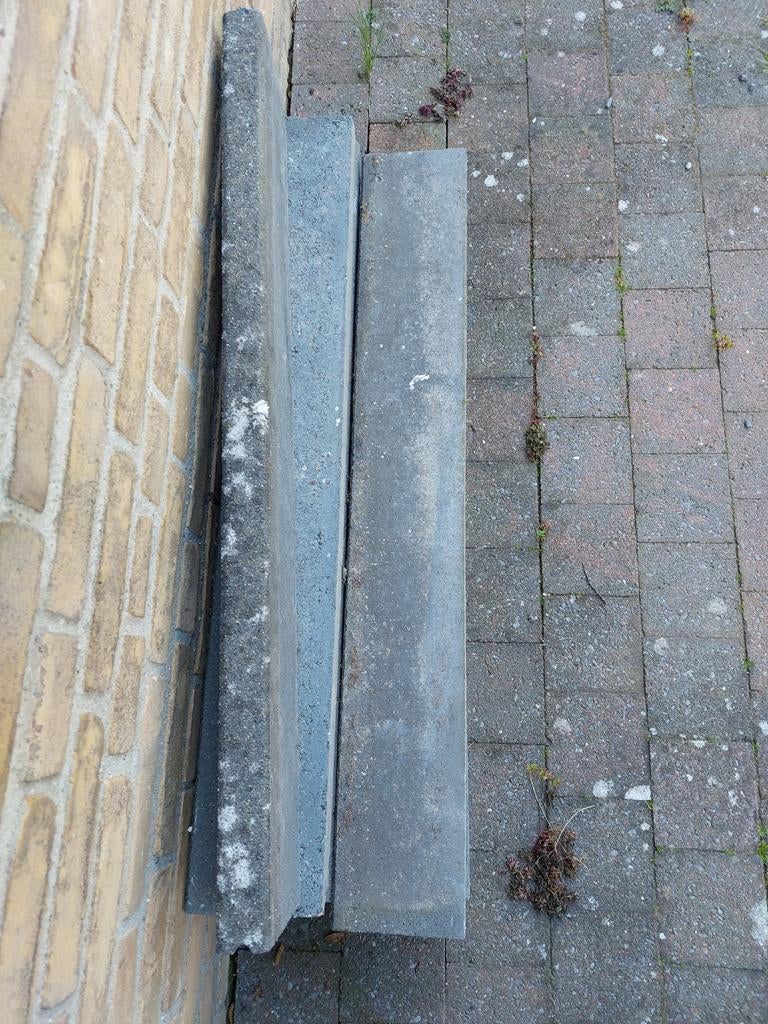 Gebruikte antraciet opsluitbanden 10 stuks, Tuin en Terras, Tegels en Klinkers, Ophalen, Gebruikt, Overige typen, Minder dan 5 m²