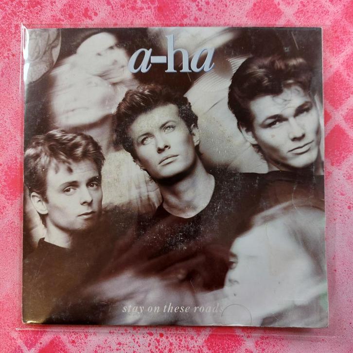 Aha Stay on These roads single.                       Star45, Cd's en Dvd's, Vinyl Singles, Gebruikt, Single, Pop, 7 inch, Ophalen of Verzenden