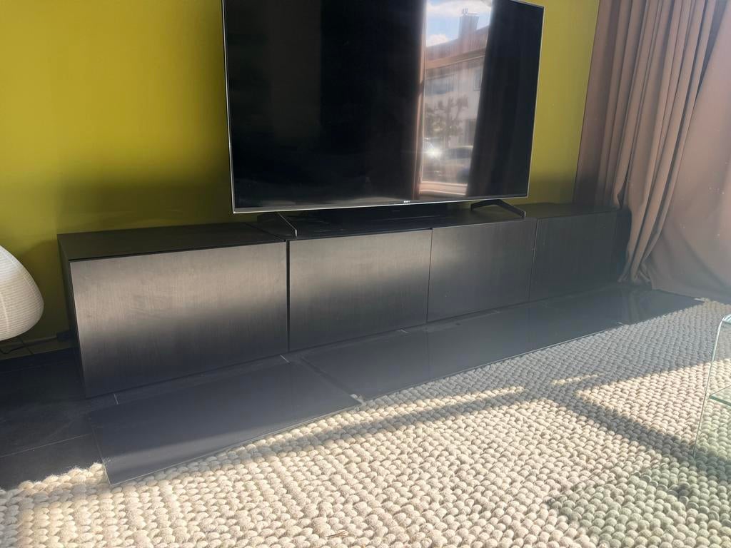 Ikea Besta TV meubel met glasplaten - Zo goed als nieuw, Huis en Inrichting, Kasten | Televisiemeubels, Ophalen, 200 cm of meer