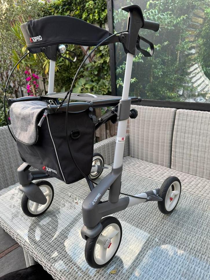Zeer lichtgewicht Topro Troja 5G rollator nieuwste model, Diversen, Rollators, Zo goed als nieuw, Lichtgewicht, Ophalen of Verzenden
