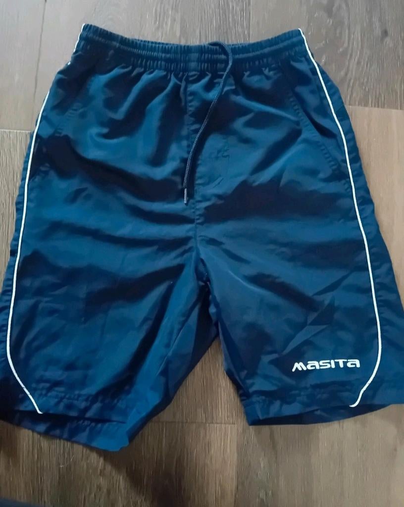 masita sportbroekje en sport shirtje, voetbalpakje 128, Ophalen of Verzenden, Meisje, Broek