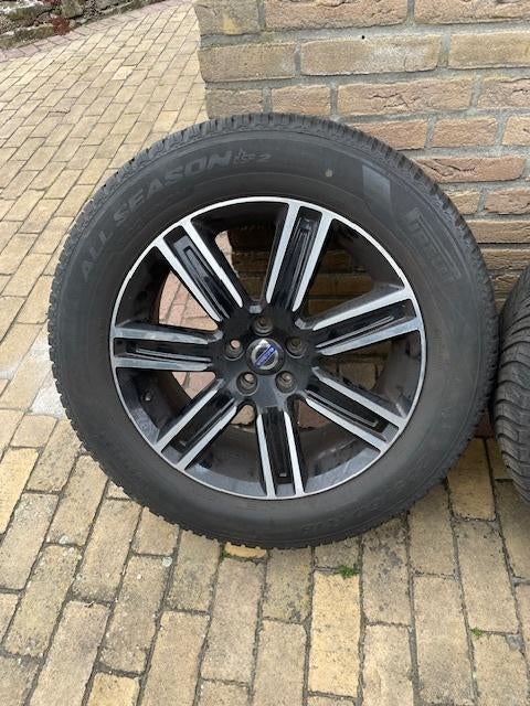 Velgen Volvo xc60 als nieuw, Auto-onderdelen, Banden en Velgen, Ophalen, 18 inch, Gebruikt, Velg(en)