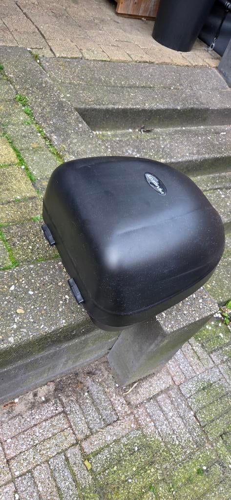 Peugeot topkoffer voor scooter, Fietsen en Brommers, Ophalen
