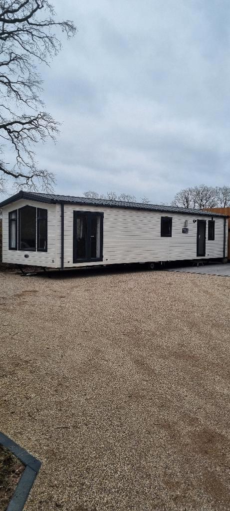 chalet, Caravans en Kamperen, Stacaravans, tot en met 6, Ophalen of Verzenden