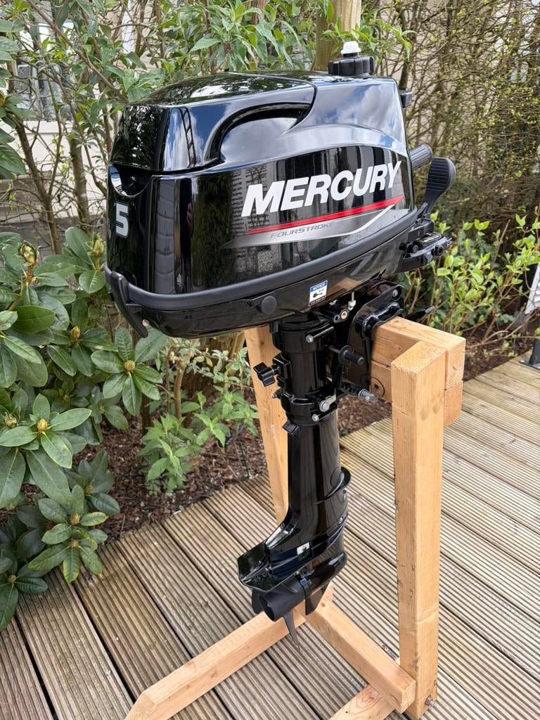 Mercury 5 pk buitenboordmotor als nieuw, Hobby en Vrije tijd, Overige Hobby en Vrije tijd, Ophalen, Zo goed als nieuw