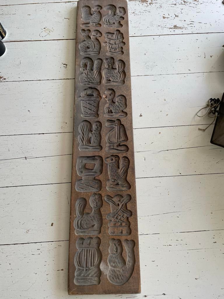 Antieke houten speculaasplank met diverse figuren, Ophalen