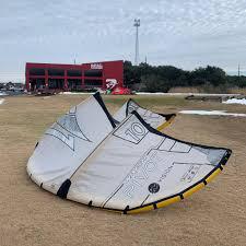 Naish pivot nvision  (aluula) 10m 2024/2025, Ophalen of Verzenden, Gebruikt