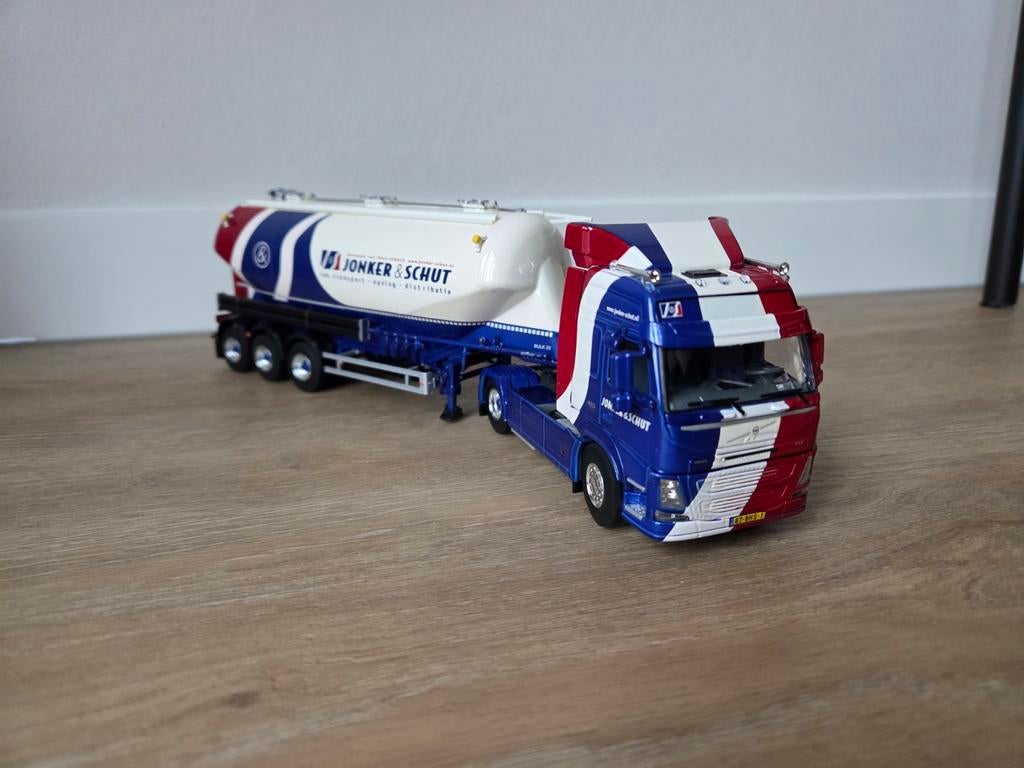 Wsi Volvo FM Globetrotter Jonker en Schut met onderlosser, Ophalen of Verzenden, Zo goed als nieuw, Bus of Vrachtwagen, Wsi