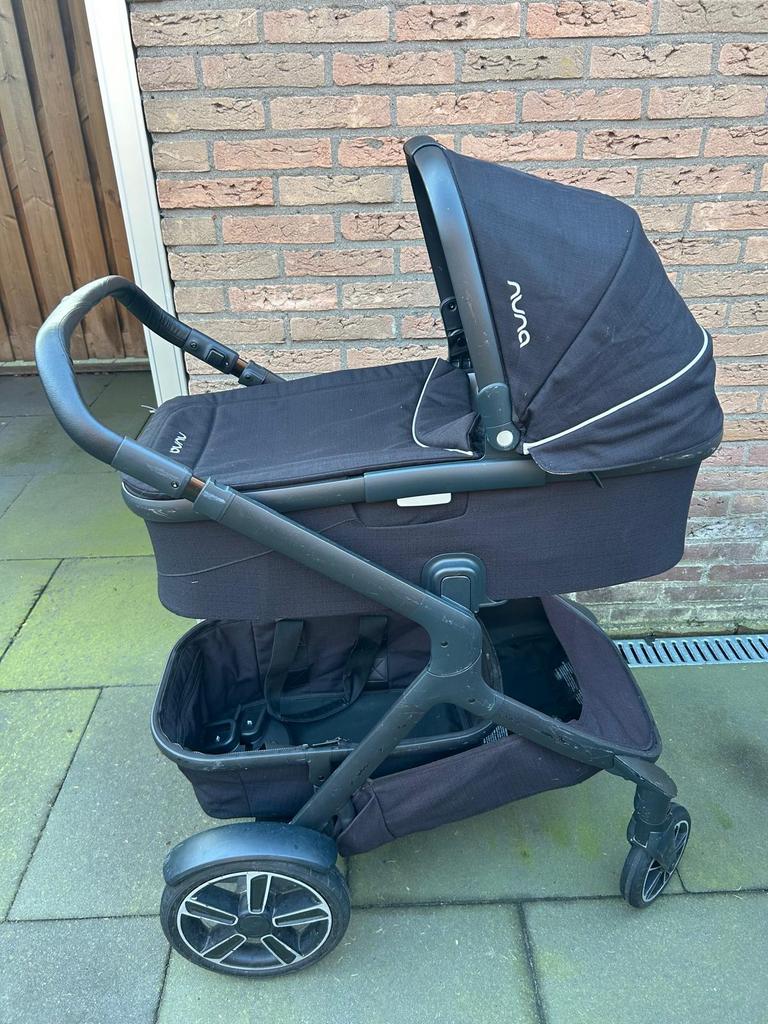 Nuna kinderwagen, Gebruikt, Combiwagen, Met reiswieg, Ophalen