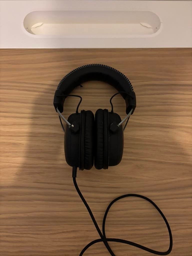 Hyper X headset, Ophalen of Verzenden, Zo goed als nieuw, Over oor (circumaural), Overige merken